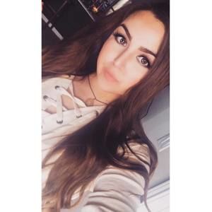 Meet your Posher, Aly